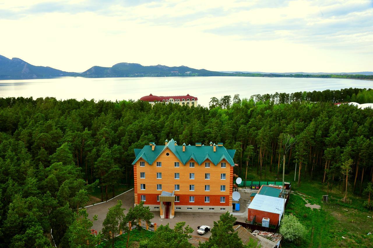 Hotel Nurlytau Borovoje Exteriér fotografie